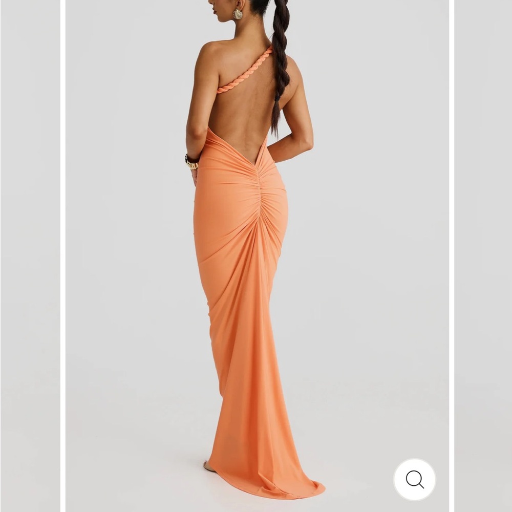Off-Shoulder Peach Bodycon Maxi Dress - Picture 4 of 7